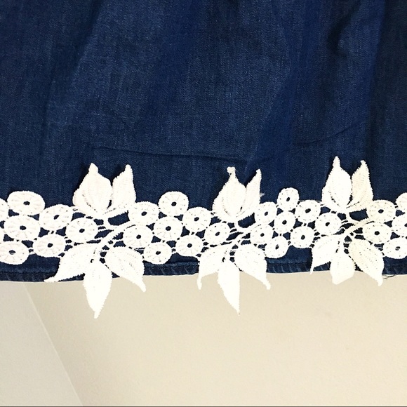 Bebe Girls Lace Trimmed Denim Dress Sz 7-8, 10-12 - Picture 5 of 7